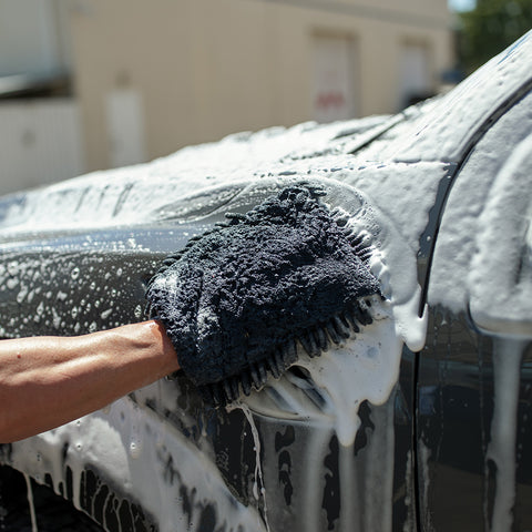 Jay Leno's Garage Ceramic Car Wash Shampoo (16 oz) - Clean, Protect & Boosts Car Paint